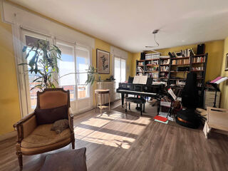  Appartement  vendre 6 pices 132 m