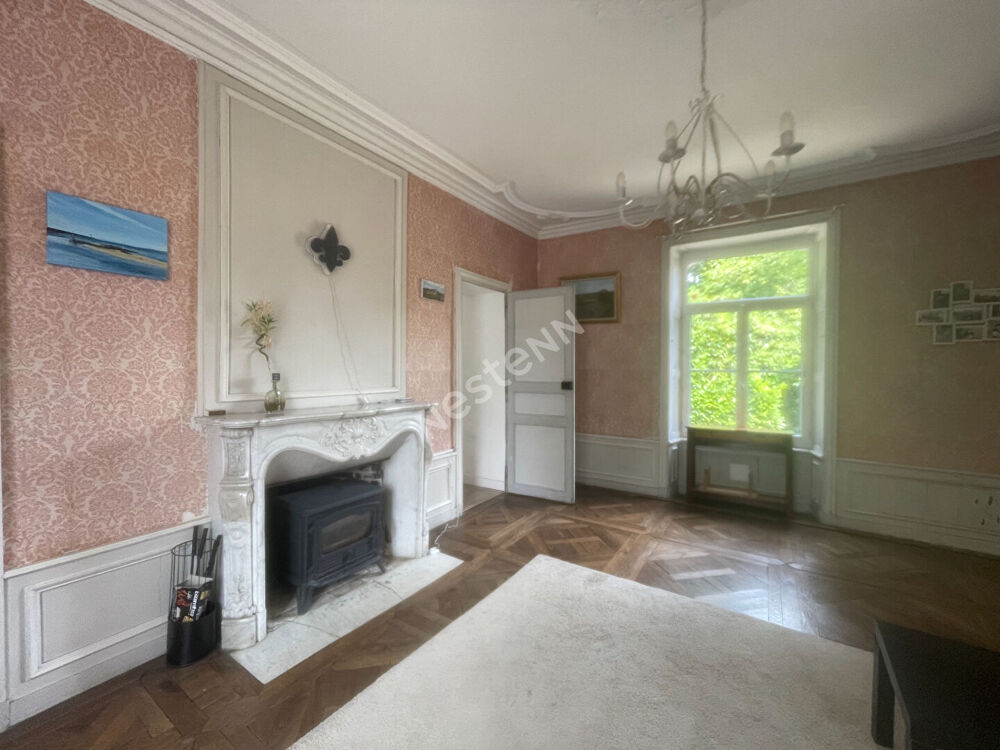 Propriété de 13 pièces à Ploërmel (56800)