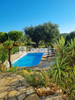  Maison � vendre 7 pi�ces 252 m�