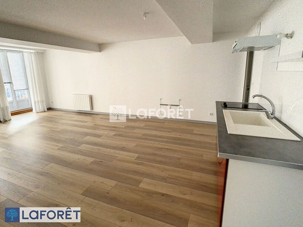 Location Appartement Appartement Chaumont 3 pièce(s) 83.5 m2 Chaumont