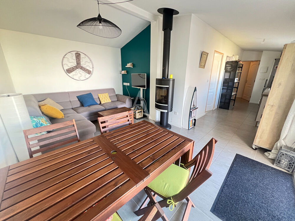Vente Maison Au coeur du bourg de la terrière ! La tranche sur mer