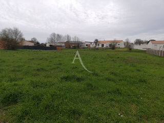  Terrain à vendre 4 pièces 856 m²