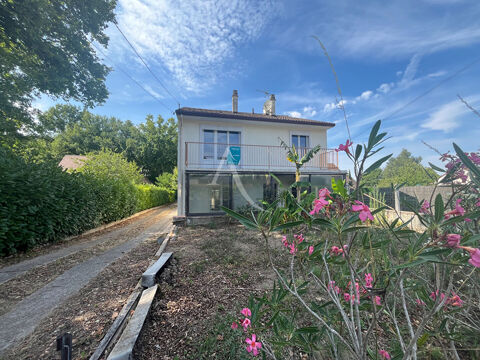   VINEUIL Maison - 5 pi�ce(s) - 127 m�