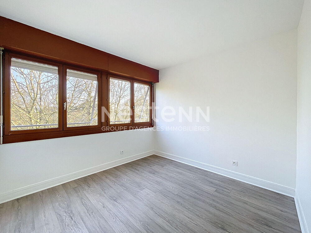 Appartement 4 pièces à vendre - Dernier étage avec vue sur cour à Blois (Cabochon)
