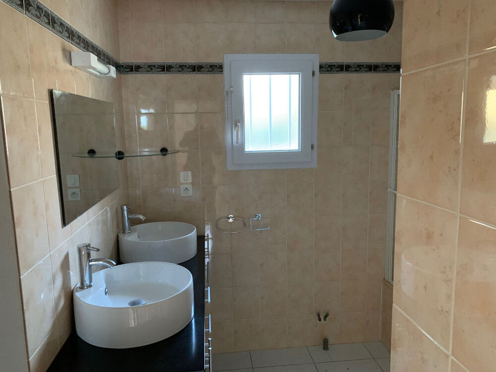Location Maison Maison La Roche Sur Yon 5 pièce(s) 118.38 m2 La roche sur yon