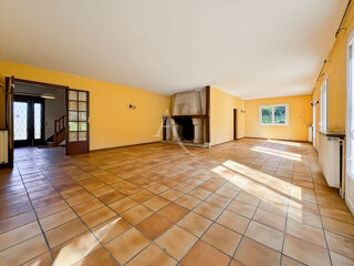  Maison � vendre 8 pi�ces 242 m�