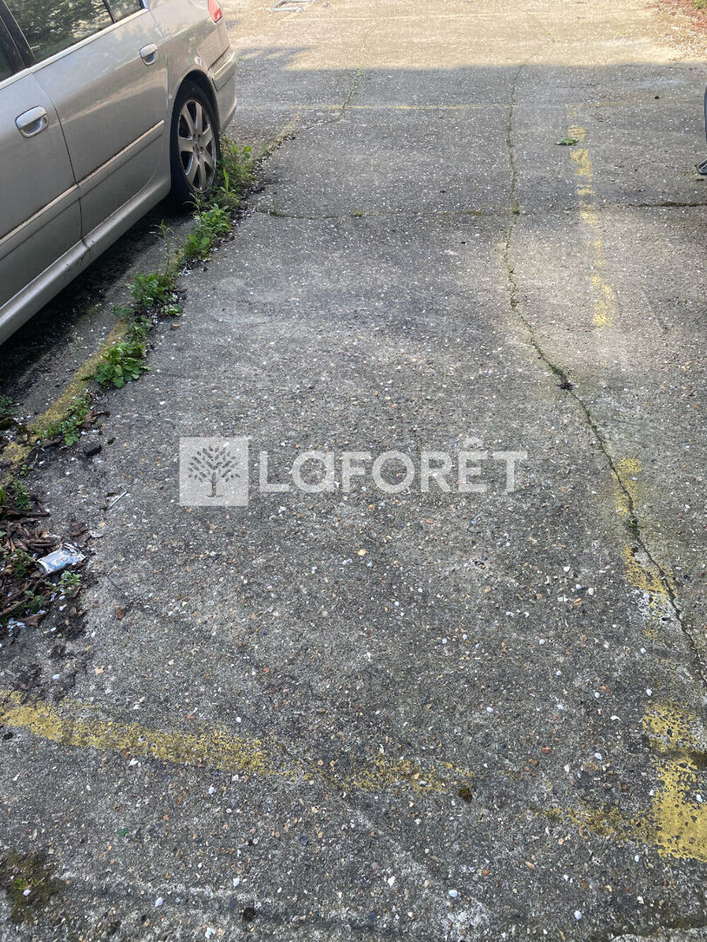 Location Parking/Garage Alfortville quartier des Fleurs - Parking double places de stationnement Alfortville