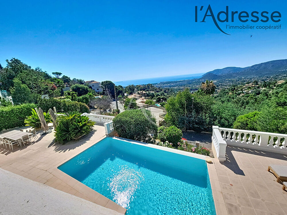 Villa d'exception sur les hauteurs de Mandelieu !
