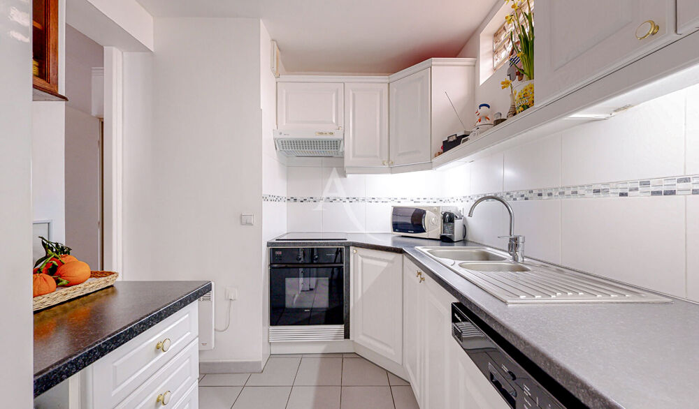 Appartement a louer paris-20e-arrondissement - 3 pièce(s) - 65 m2 - Surfyn