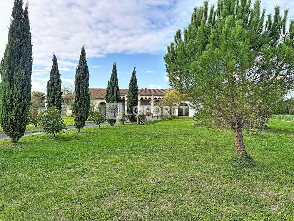 Vente Maison Ensemble immobilier Bondigoux 7 pièces 253 m2 Bessieres