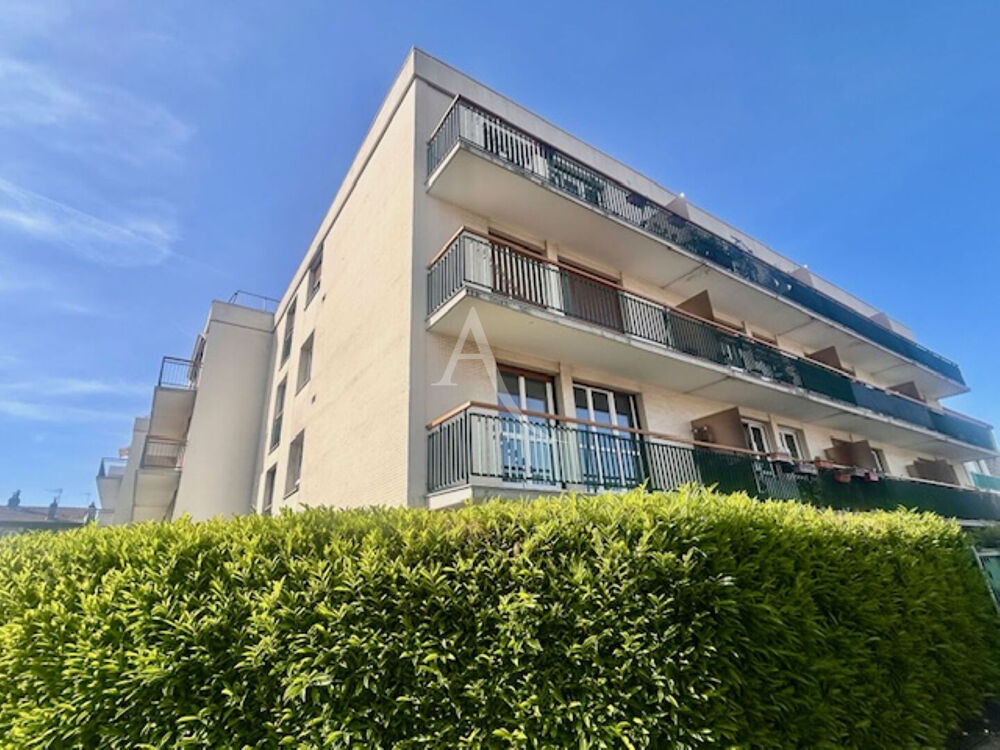 Vente Appartement Appartement Le Bourget 3 pièce(s) 59.39 m2 CARREZ -  66m2 surface totale Le bourget