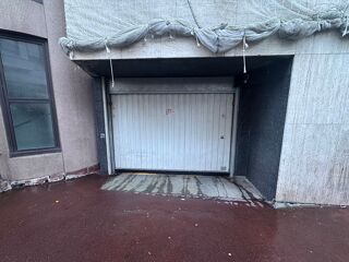 Vente Parking/Garage Parking en sous-sol - petite citadine ou deux roues Paris 12