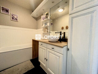  Appartement à louer 3 pièces 66 m²
