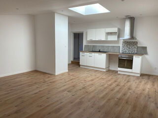  Appartement à louer 2 pièces 52 m²