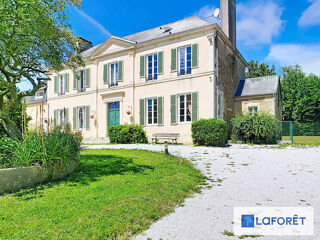  Maison à vendre 15 + pièces 820 m²