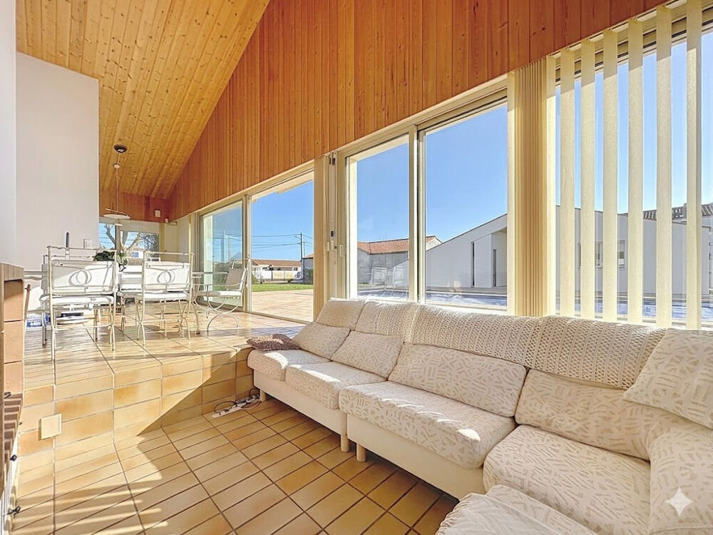 à vendre  Maison Le Fenouiller (85800)