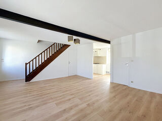  Appartement à louer 2 pièces 54 m²