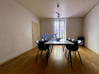  Immeuble à vendre 193 m²