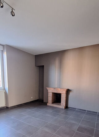 Appartement à louer 3 pièces 60 m²