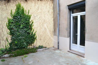  Appartement à louer 1 pièce 16 m²