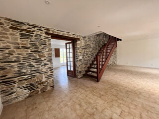  Maison à louer 4 pièces 121 m²