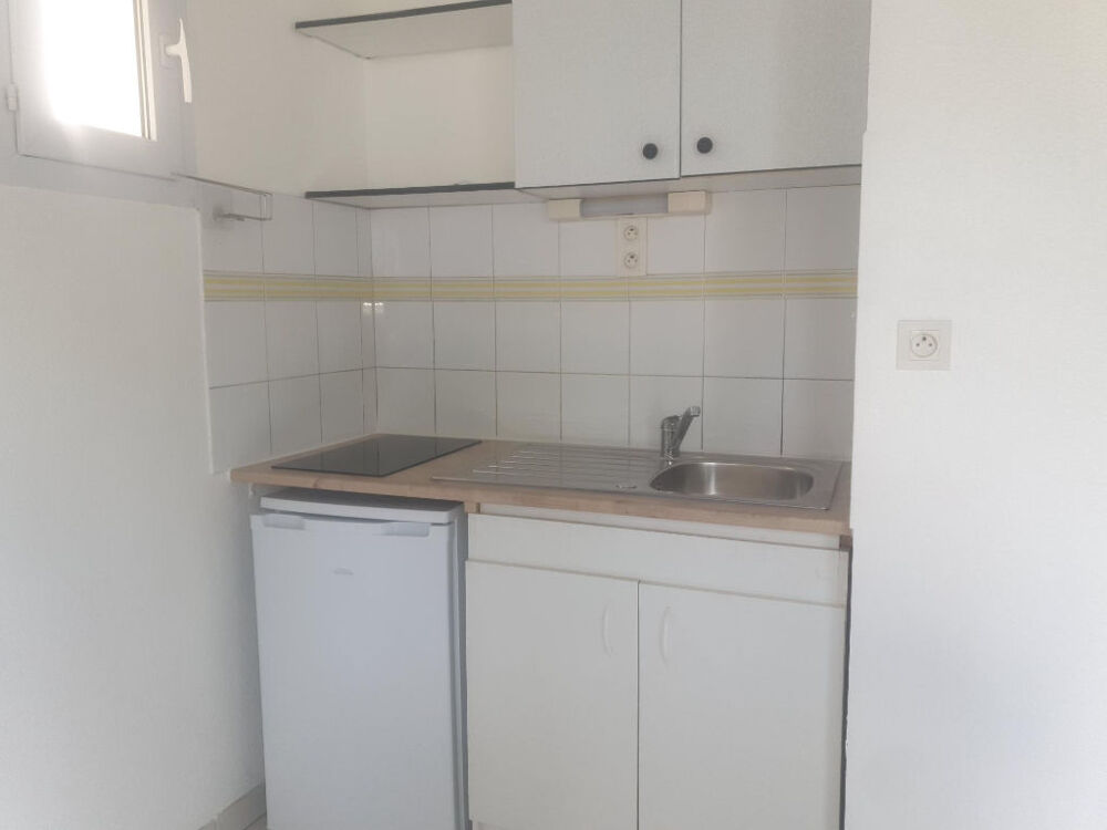 Location Appartement NIMES LYCEE PHILIPPE LAMOUR/MAS DE VILLE - GRAND STUDIO 29.66 M² AVEC MEZZANINE Nimes
