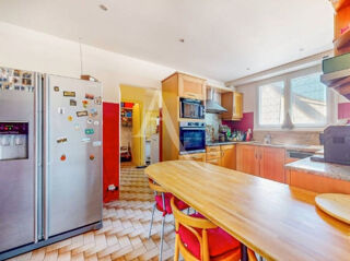  Maison  vendre 9 pices 277 m