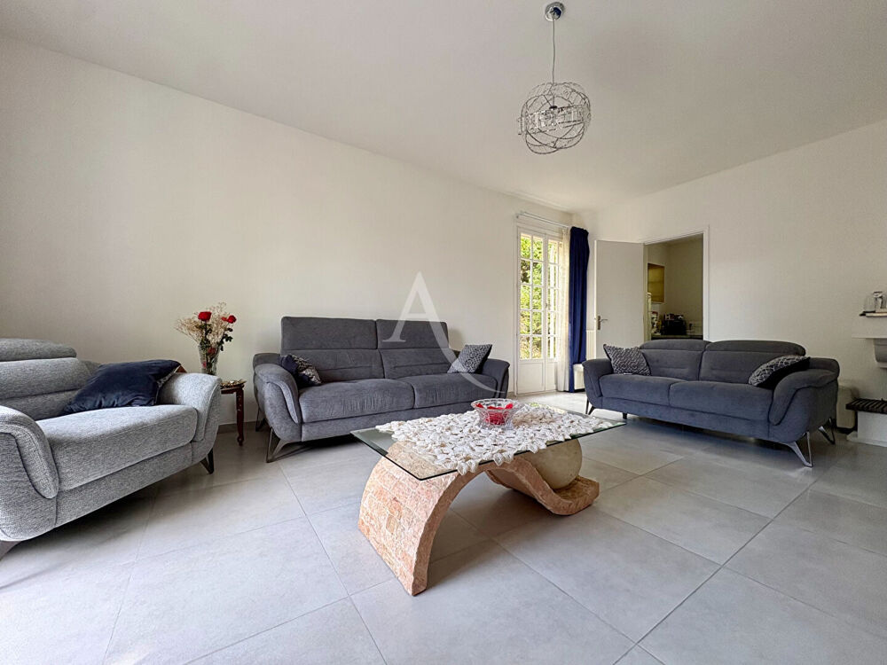 Vente Maison Maison Gif Sur Yvette 8 pièce(s) 163 m2 Gif sur yvette