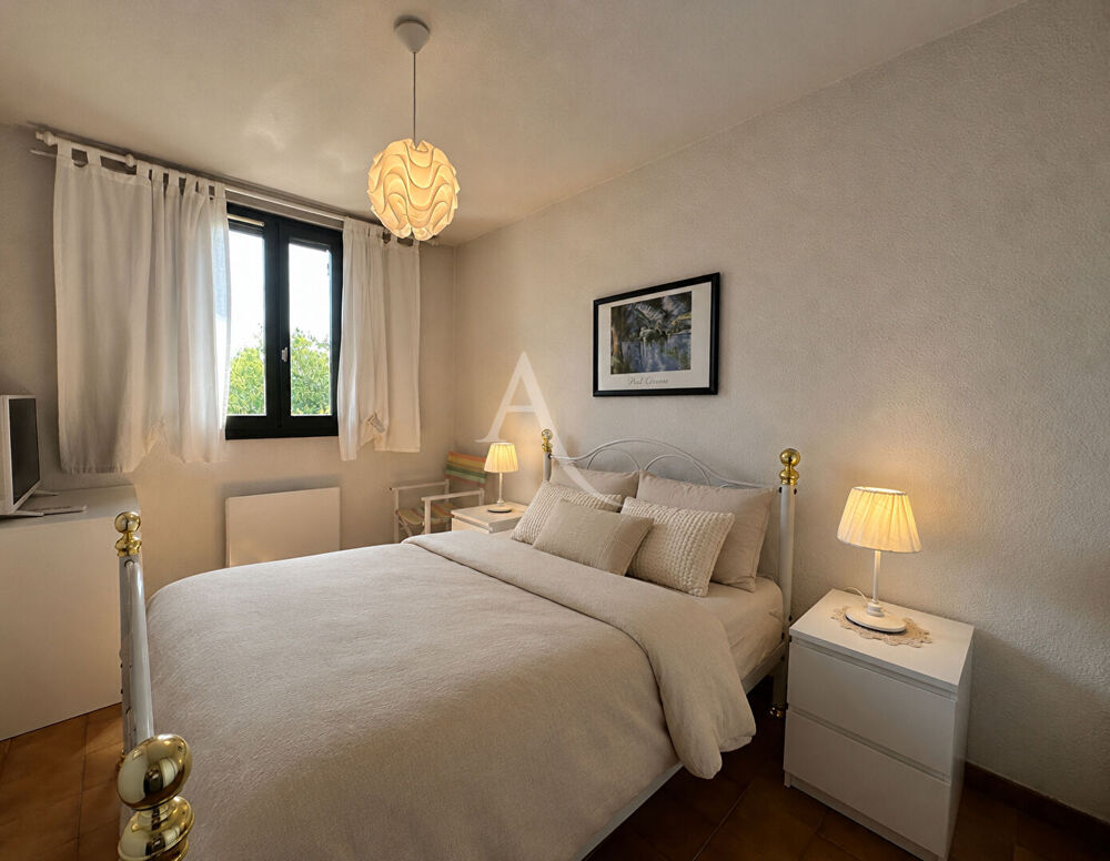APPARTEMENT TYPE 2 AVEC CLIMATISATION BALCON PARKING ASCENSEUR