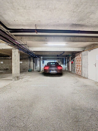  Parking / Garage � vendre 
