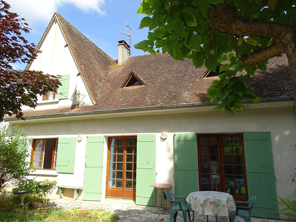 Maison 7 pièces 152 m² · à Mussidan · 152 m² · 180 000 €