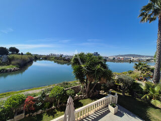  Maison � vendre 9 pi�ces 272 m�