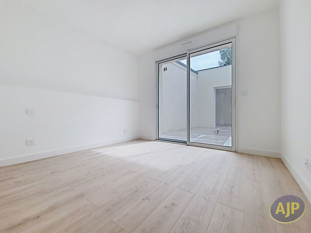 à vendre  Appartement Bordeaux (33000)