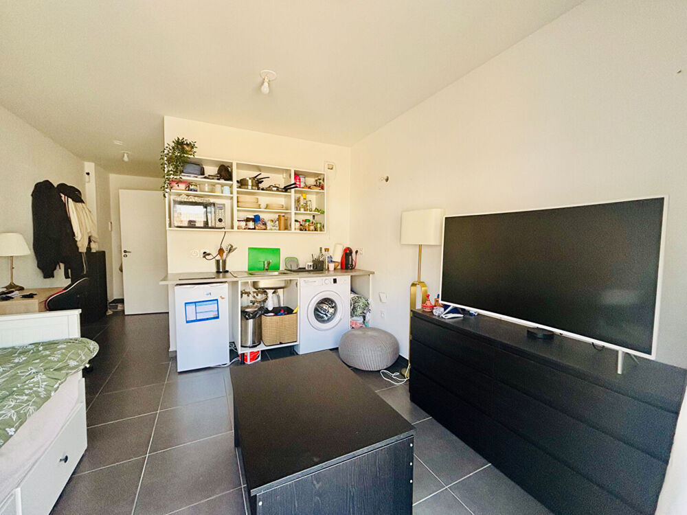 Vente Appartement Studio de 25 m² étage élevé: Quartier Saint-Roch à Nice Nice