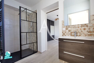  Maison  vendre 7 pices 182 m