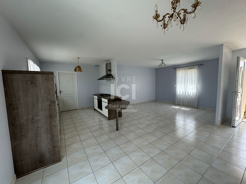Vente Maison 15 minutes sud Saumur, pavillon récent de plain-pied Montreuil bellay