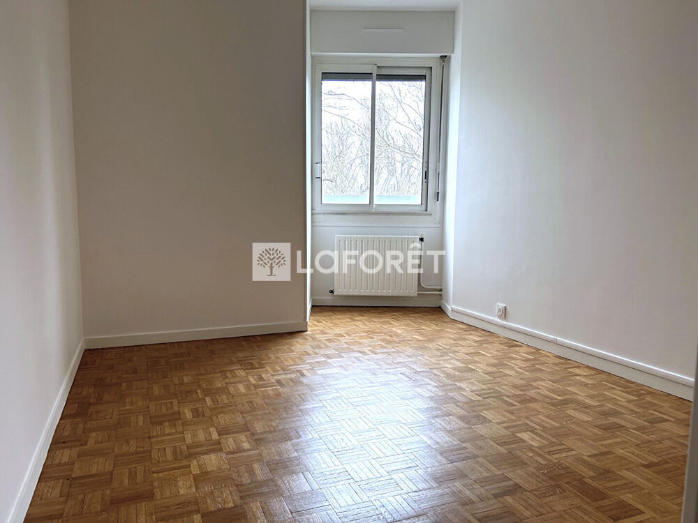 Location Appartement Appartement Versailles 4 pice(s) 84.70 m2 Versailles