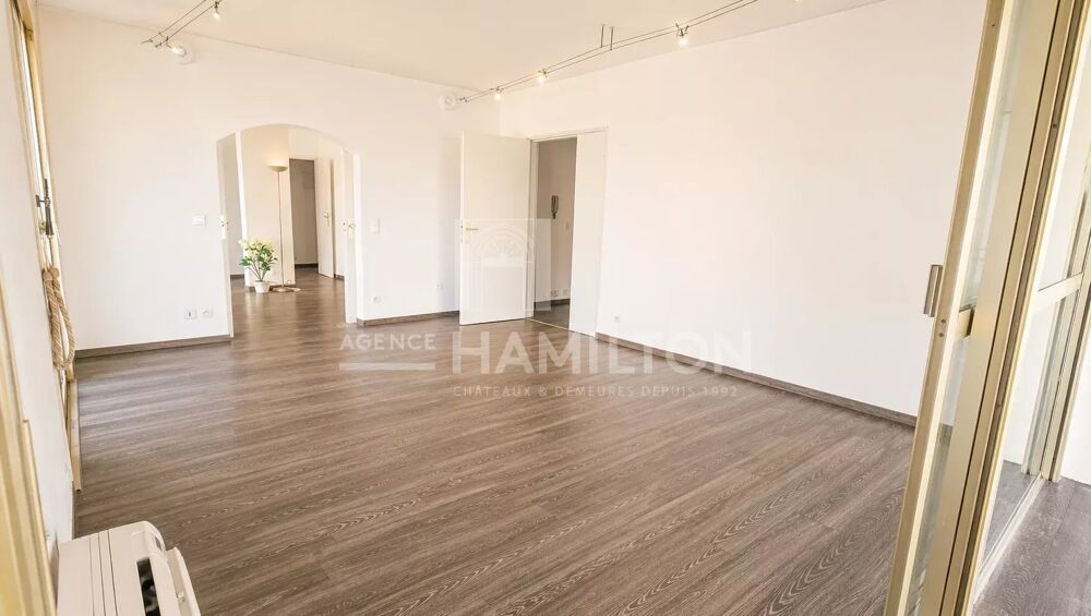 À 15 m de la Plage Appartement Vue Mer aux Portes de Cannes