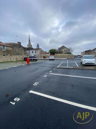  Parking / Garage � louer 