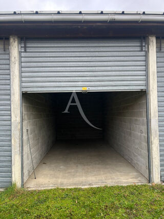  Parking / Garage  louer 1 pice 19 m