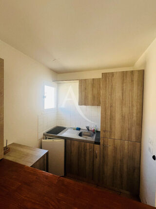  Appartement à louer 1 pièce 21 m²