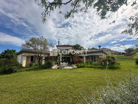   Maison Le Pian-sur-garonne Maison - 8 pi�ce(s) - 220 m�