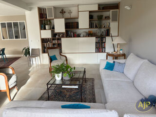 Maison à vendre 10 pièces 260 m²
