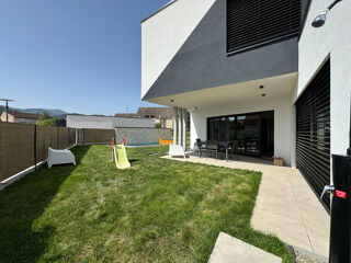  Maison  vendre 6 pices 170 m