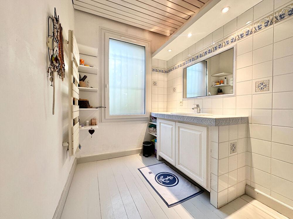 � vendre  Maison Saint-Rapha�l (83700)