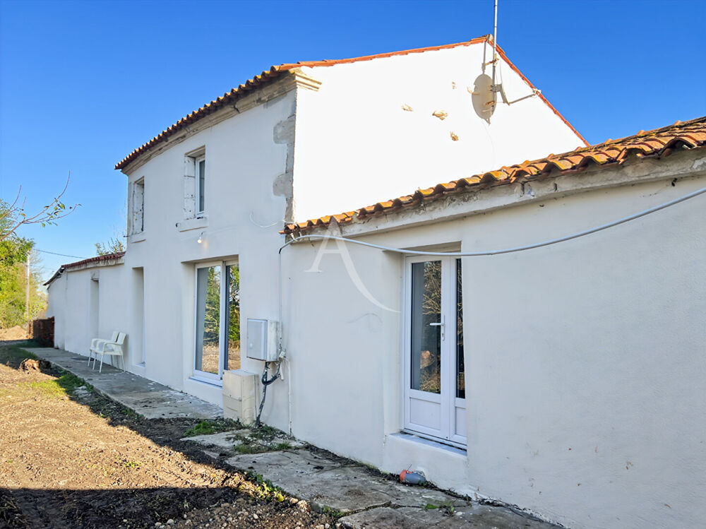 Maison Le Gue De Velluire 4 pièce(s)