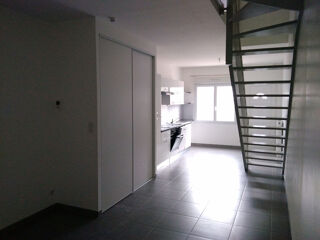  Appartement à louer 3 pièces 53 m²
