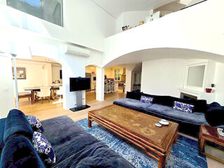  Immeuble � vendre 12 pi�ces 572 m�