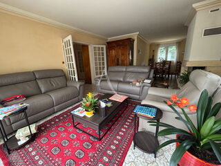  Maison  vendre 8 pices 162 m
