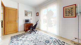  Maison � vendre 6 pi�ces 230 m�